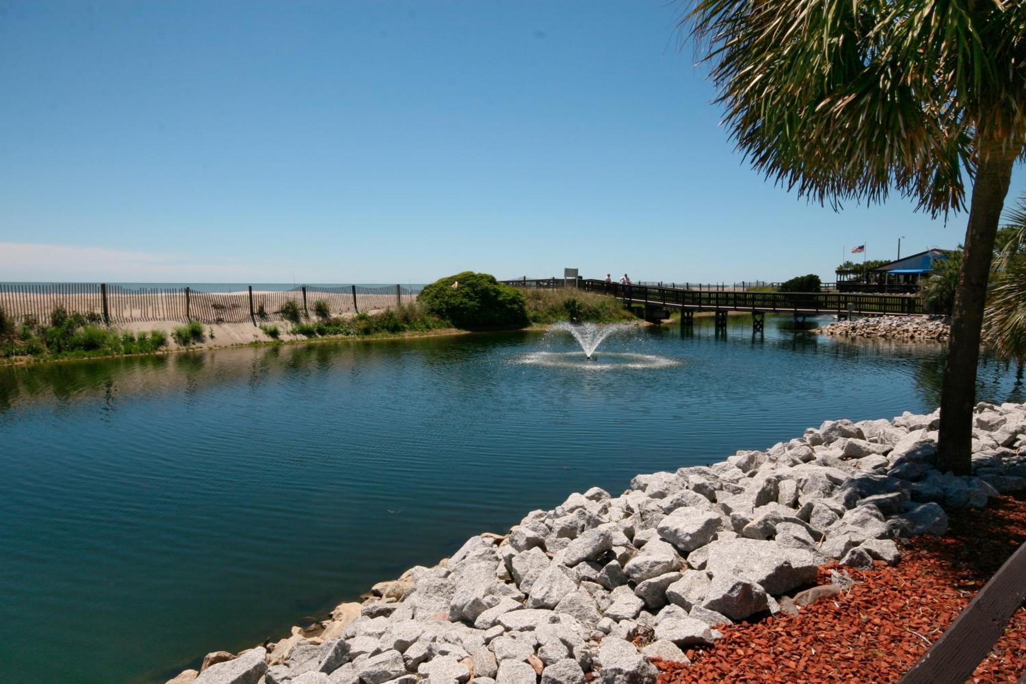 On The Beach 2 Bed 2 Bath 3Rd Floor Condo Myrtle Beach Eksteriør billede
